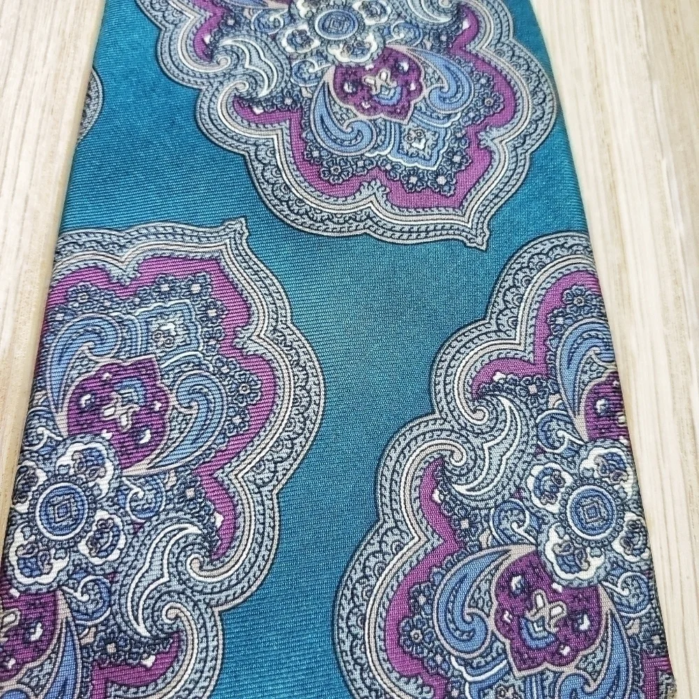 Stafford Blue & Purple Paisley Tie